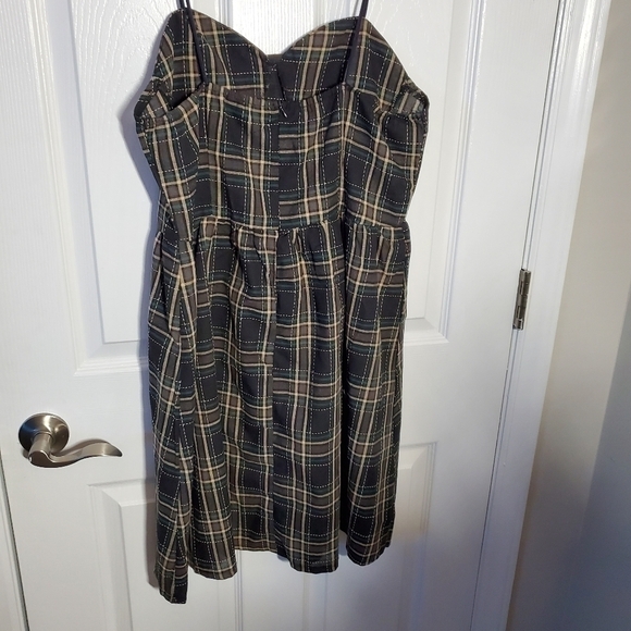PLAID Hand-sewn Academia Dress - Picture 2 of 7
